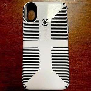 Speck iPhone XR case